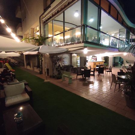 Hotel Sogno Cesenatico Buitenkant foto