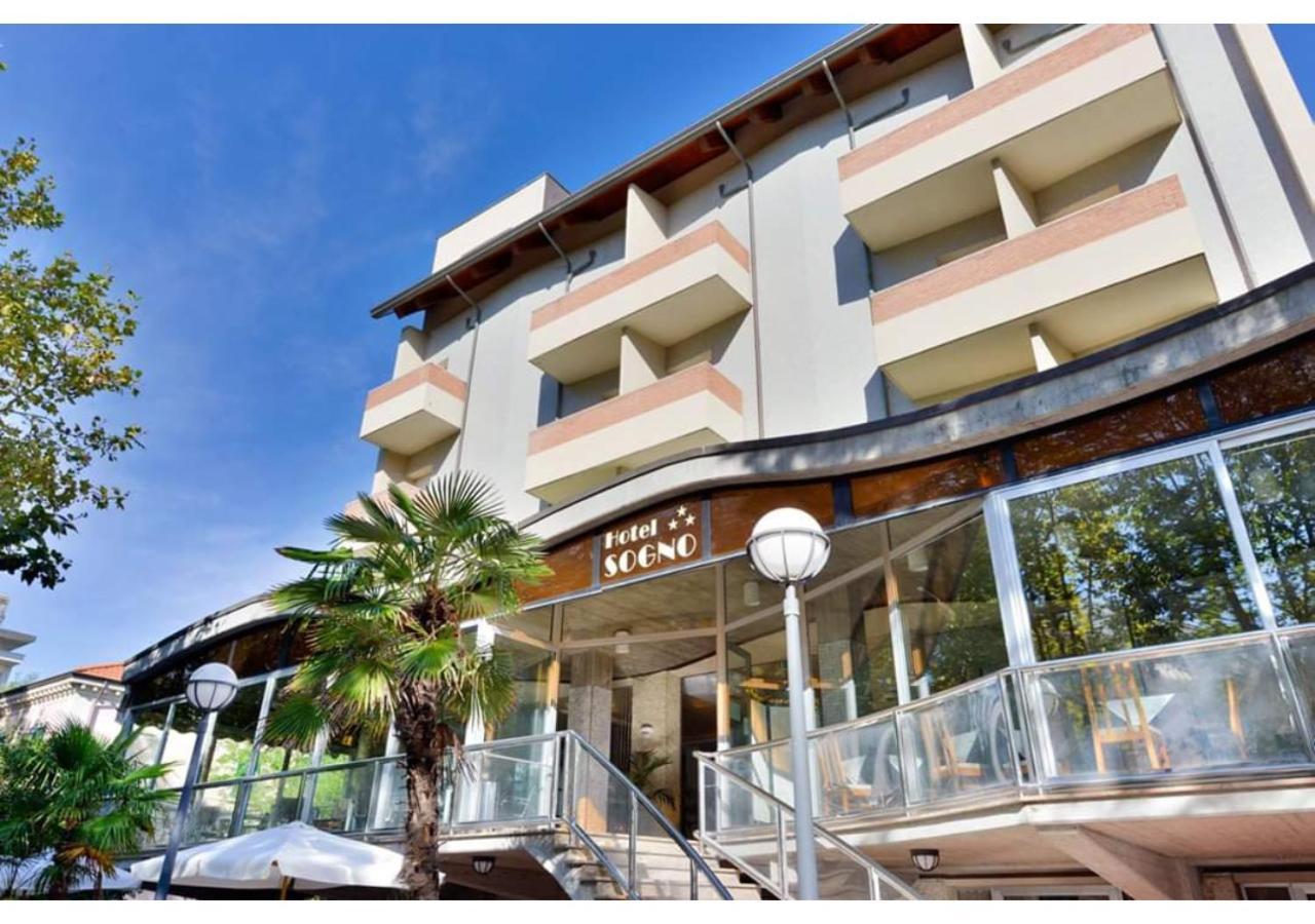 Hotel Sogno Cesenatico Buitenkant foto