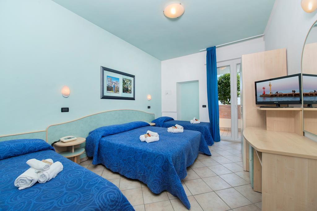 Hotel Sogno Cesenatico Buitenkant foto